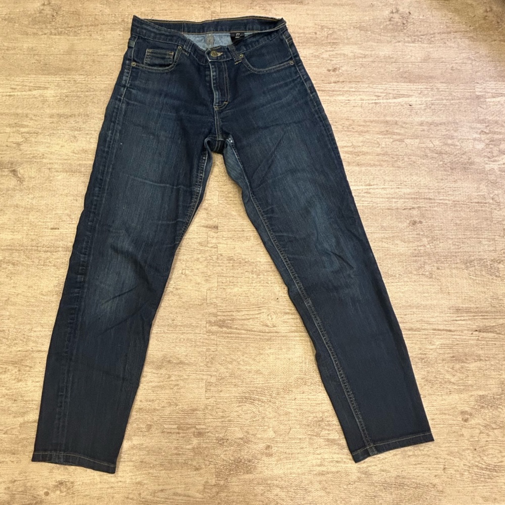 dark wash straight leg jeans